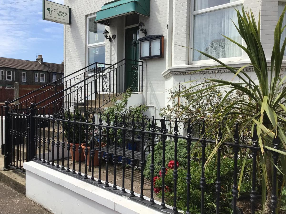 Silverstone House Горад Грэйт Ярмут Екстериор снимка